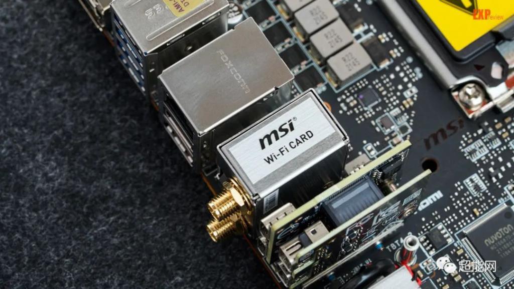 微星MEG Z690I UNIFY主板评测：拥有12层PCB和三个M.2口的ITX小板-图片14