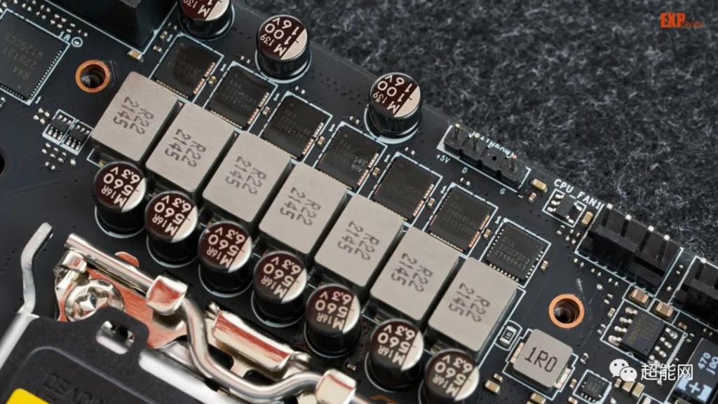 微星MEG Z690I UNIFY主板评测：拥有12层PCB和三个M.2口的ITX小板-图片21